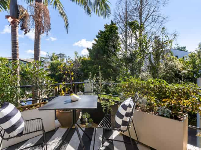 9/6 Sarsfield Street, Herne Bay