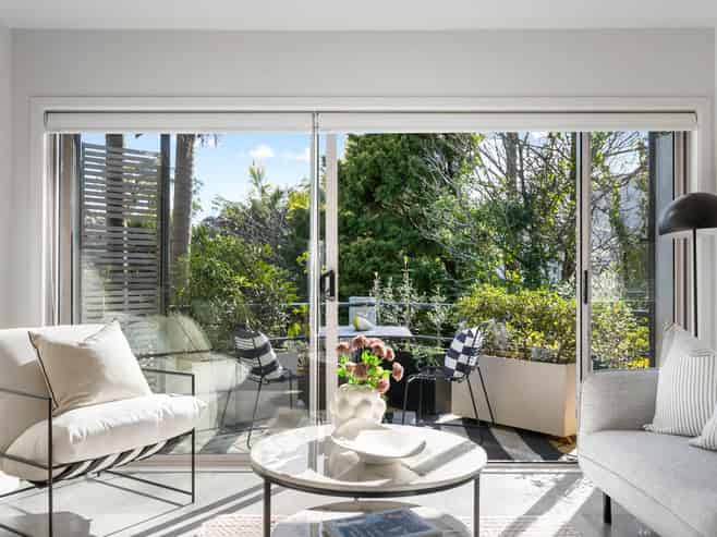 9/6 Sarsfield Street, Herne Bay