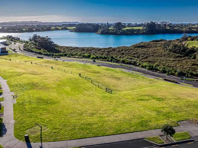 9 Papaka Avenue, Glenbrook