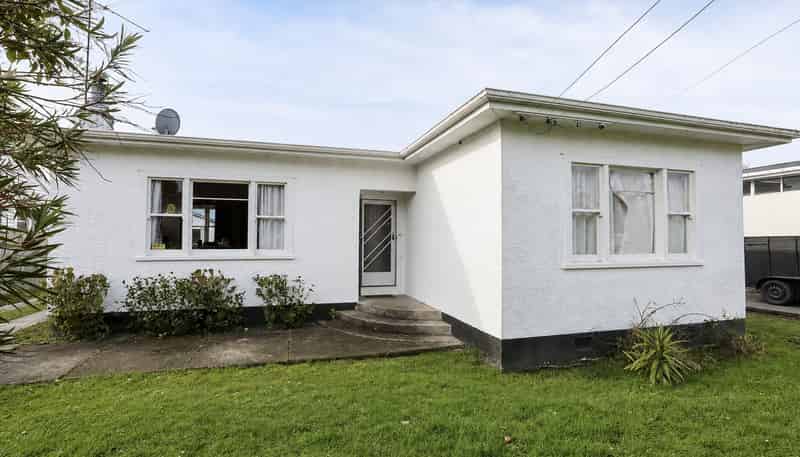 56 Iranui Road, Inner Kaiti