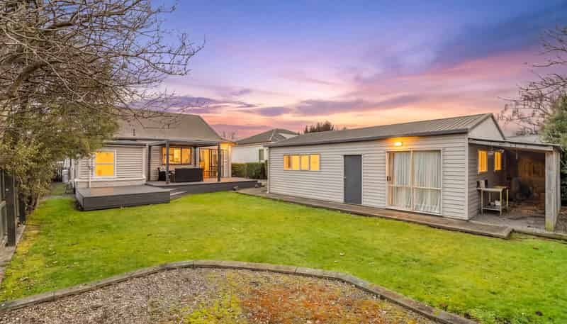 17 Mackenzie Avenue, Woolston