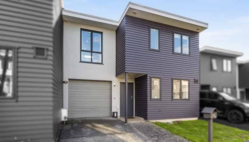 16 Saintly Lane, Avondale