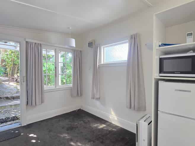 31 Patanga Crescent, Thorndon