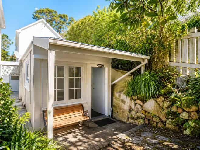 31 Patanga Crescent, Thorndon