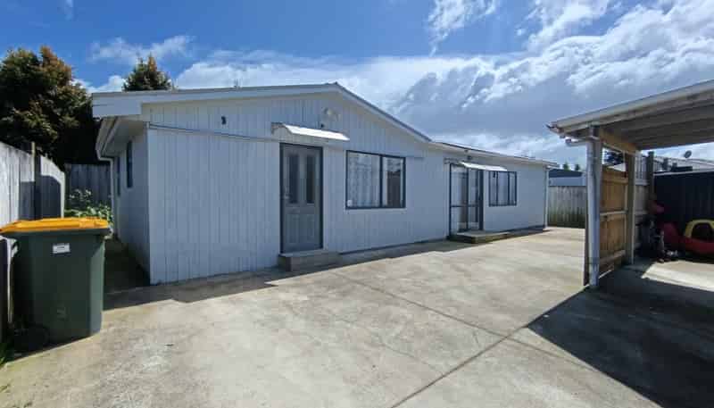 21a Mon Desir Place, Manurewa
