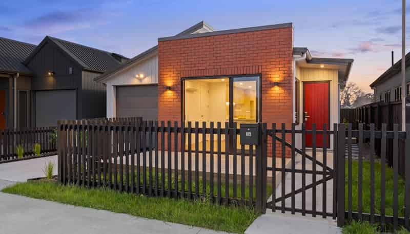 24 Taiheru Road, Papakura