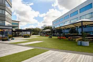 Move-In Ready Office at Central Park