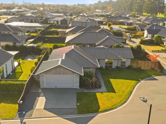 5 Fry Place, Rolleston