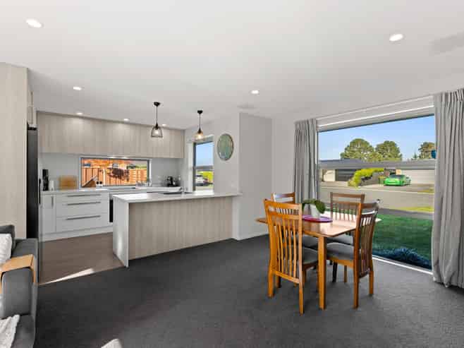 5 Fry Place, Rolleston