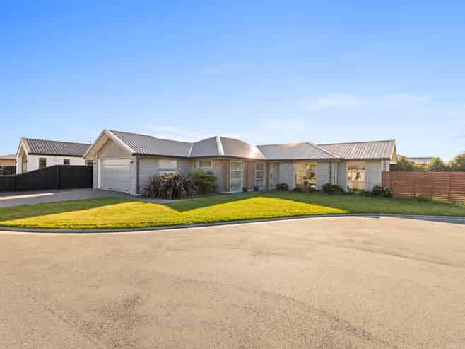 5 Fry Place, Rolleston