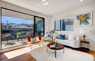 2/4 Powrie Street, Glenfield