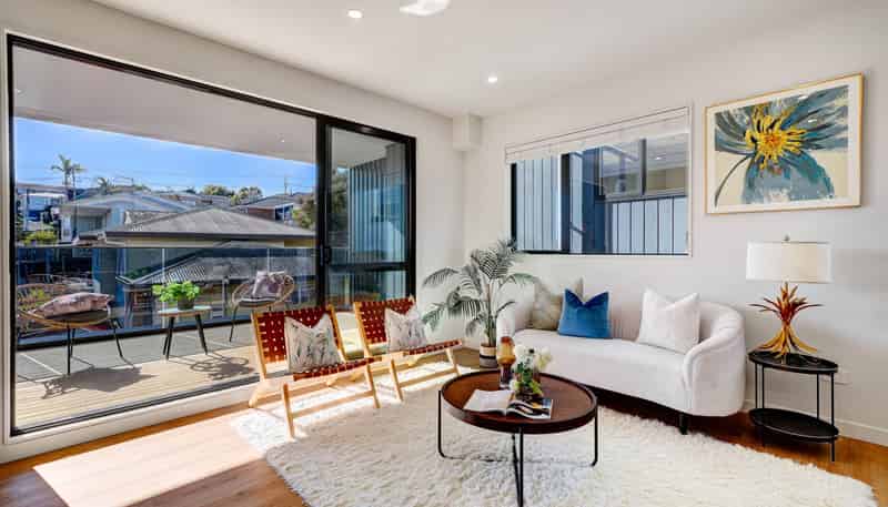 2/4 Powrie Street, Glenfield