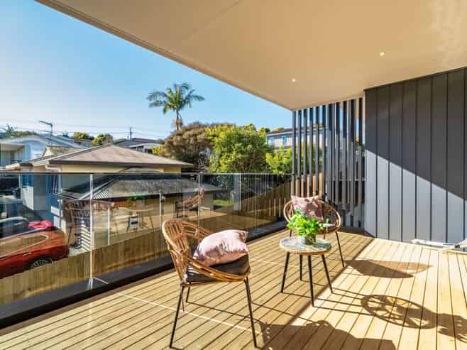 2/4 Powrie Street, Glenfield