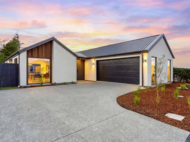 64 Flaxmill Road, Casebrook