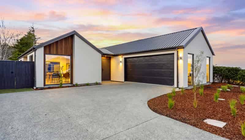 64 Flaxmill Road, Casebrook