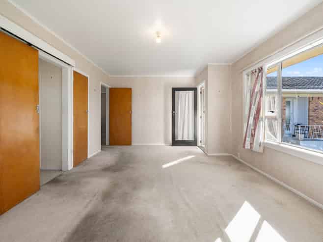 2/12 Dinglebank Road, Mount Wellington