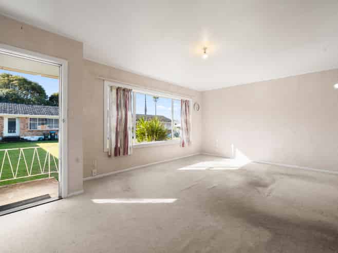 2/12 Dinglebank Road, Mount Wellington