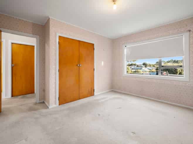 2/12 Dinglebank Road, Mount Wellington
