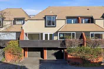 9/10 Cranmer Square, Christchurch Central