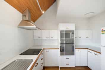 9/10 Cranmer Square, Christchurch Central