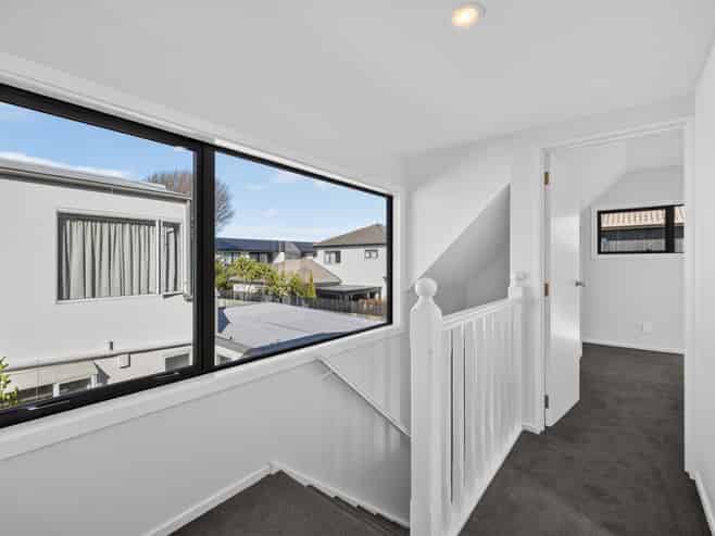 30 Coles Place, Saint Albans
