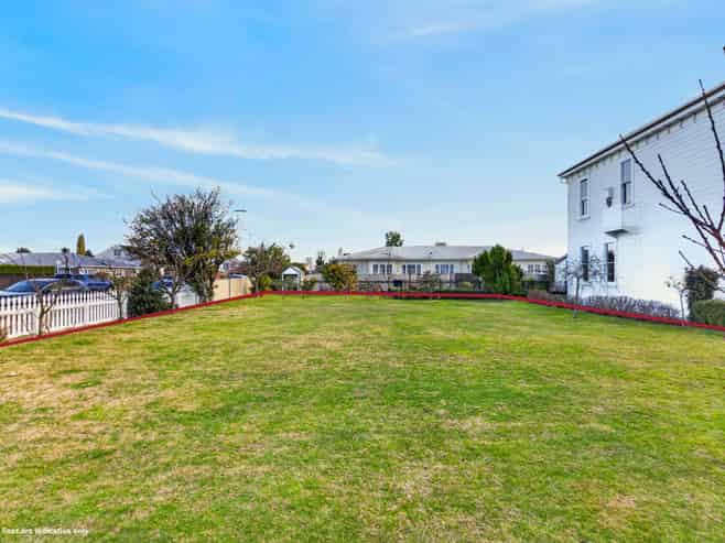 300 Lyndon Road West, Hastings