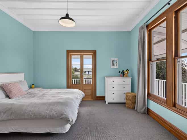 302 Lyndon Road West, Hastings