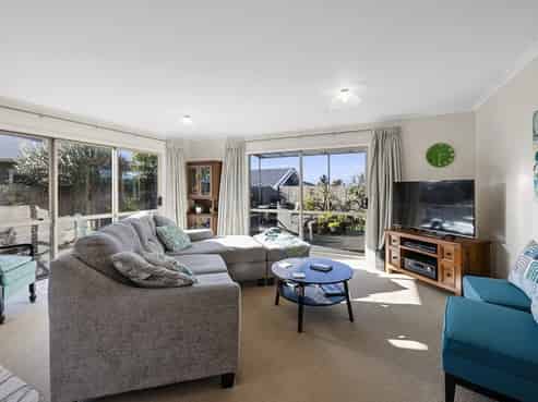 163 Barrett Road, Whalers Gate