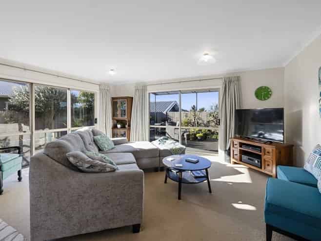 163 Barrett Road, Whalers Gate