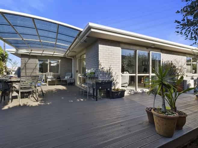 163 Barrett Road, Whalers Gate