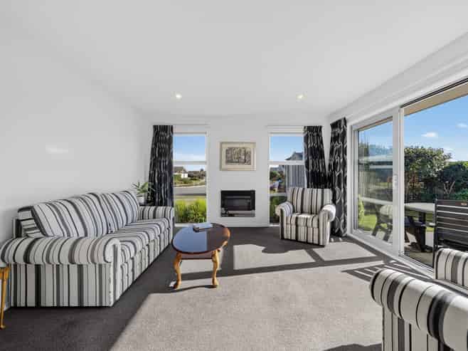 42 Brockelbank Drive, Kaiapoi