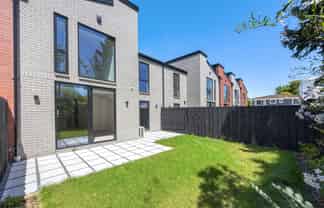 5/90 Holly Road, Saint Albans