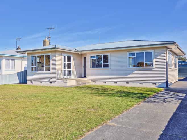 53 Oldham Avenue, Onekawa