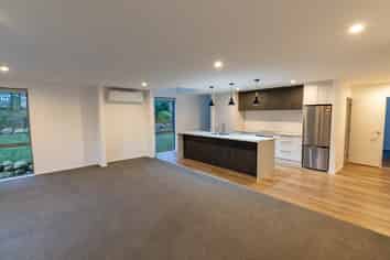 1 Field View, Bradford