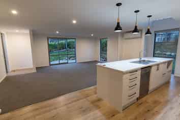 1 Field View, Bradford