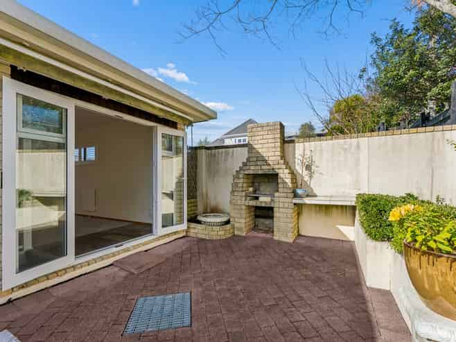 2/48 Richmond Avenue, Northcote Point