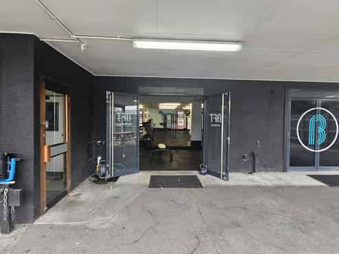 Prime Hastings lease opportunity