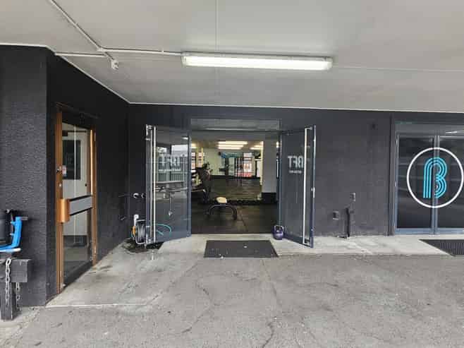 Prime Hastings lease opportunity