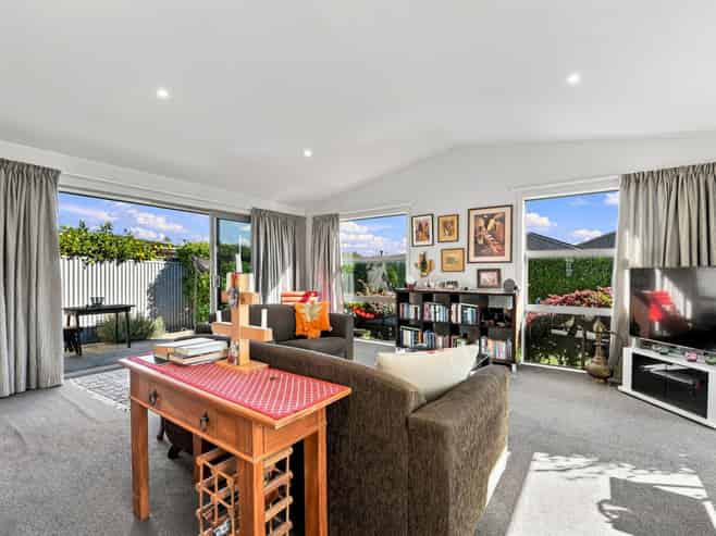 30 Concordia Drive, Richmond