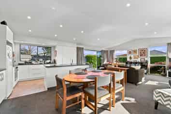 30 Concordia Drive, Richmond