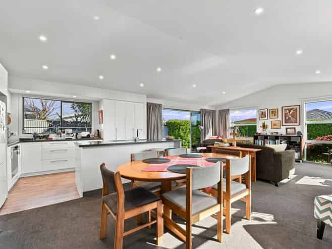 30 Concordia Drive, Richmond