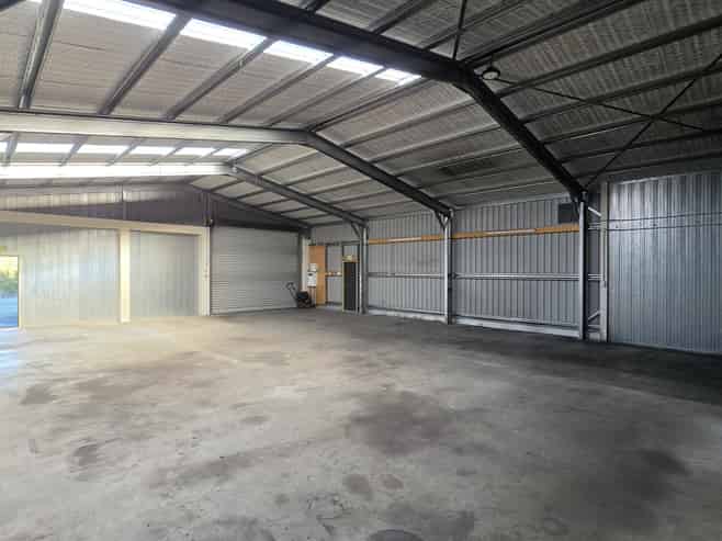 200sqm - Industrial unit
