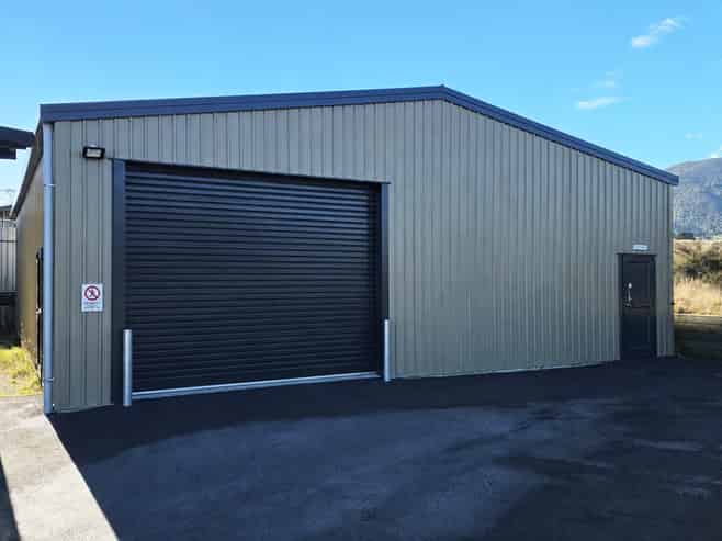200sqm - Industrial unit
