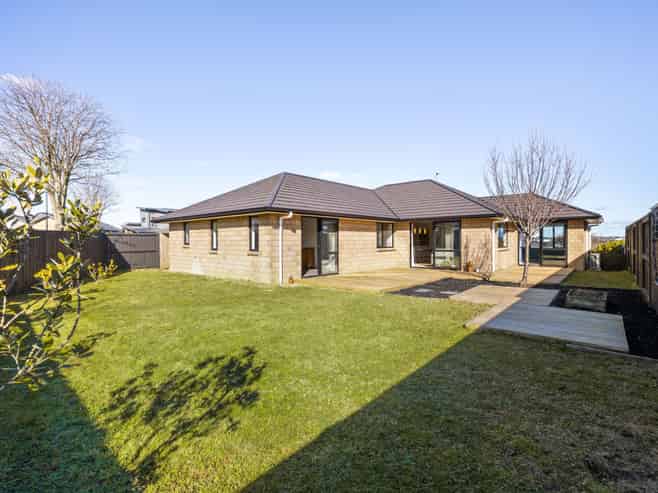 7 Clewer Lane, Flagstaff