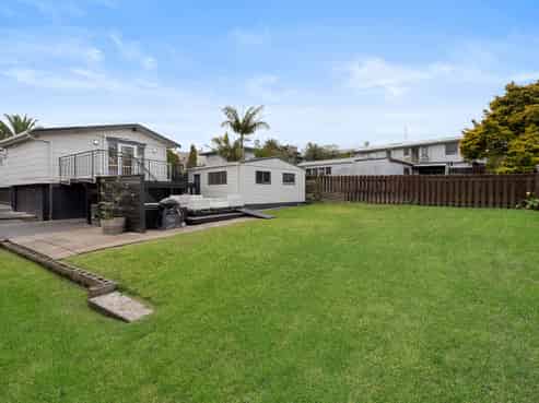 28 Fairway Avenue, Red Beach