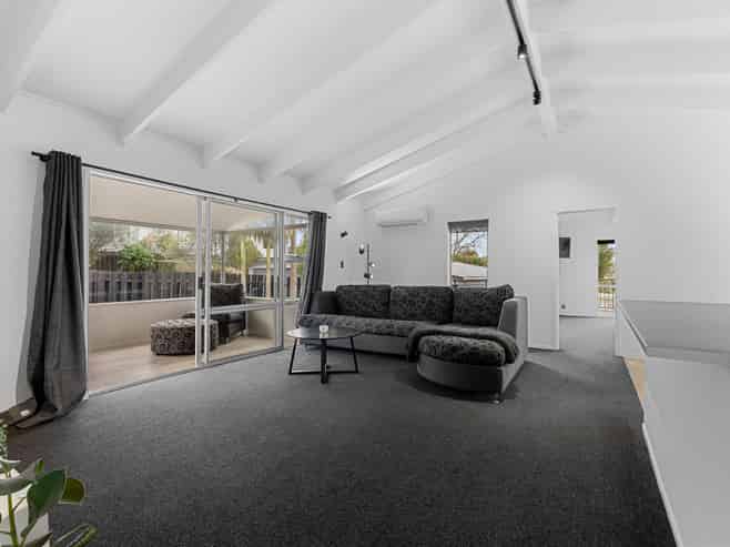 28 Fairway Avenue, Red Beach
