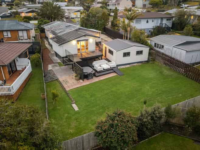 28 Fairway Avenue, Red Beach