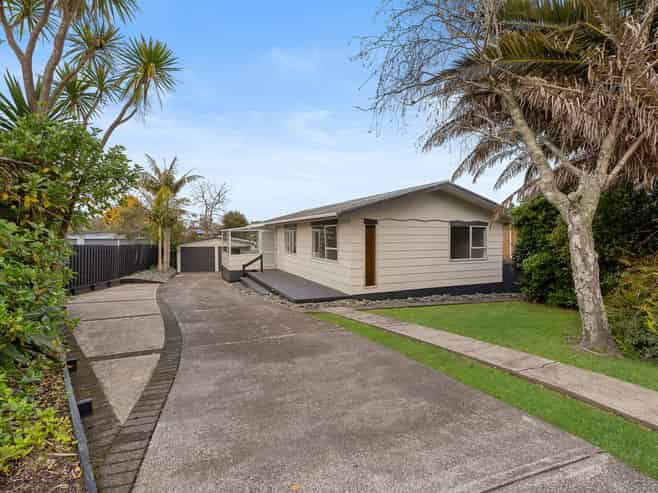 28 Fairway Avenue, Red Beach