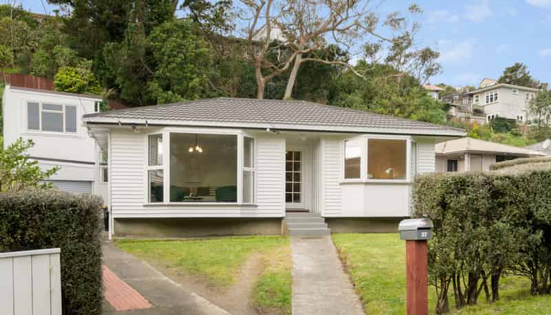 37 Black Rock Road, Newlands