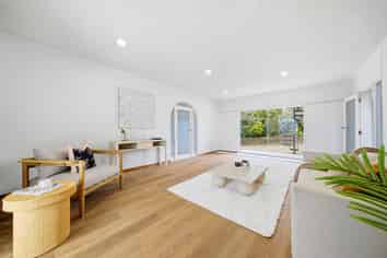 4220A Great North Road, Glendene